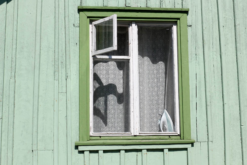 <p>(c) Didier Gualeni</p>
