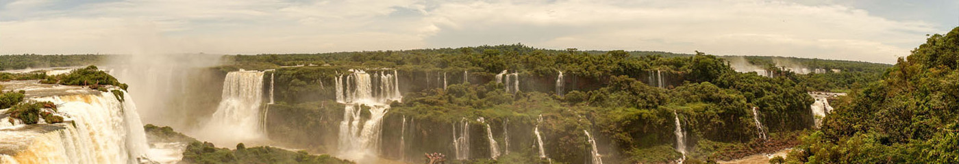 <p>Les chutes d'Iguazú côté argentin - cataratas del Iguazú</p>