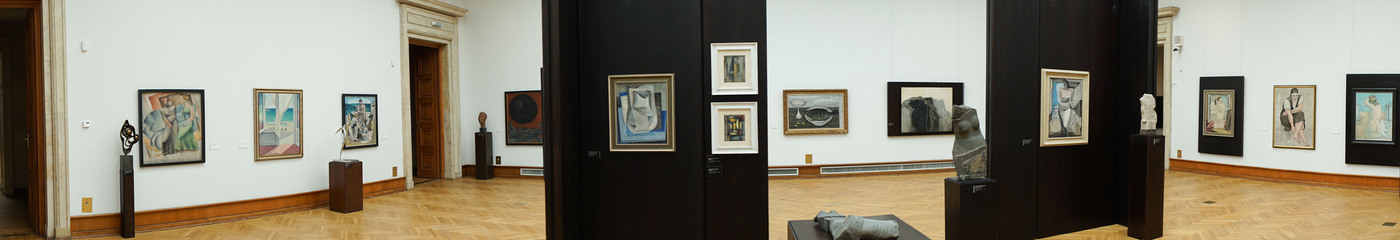 <p>(c) Didier Gualeni</p>