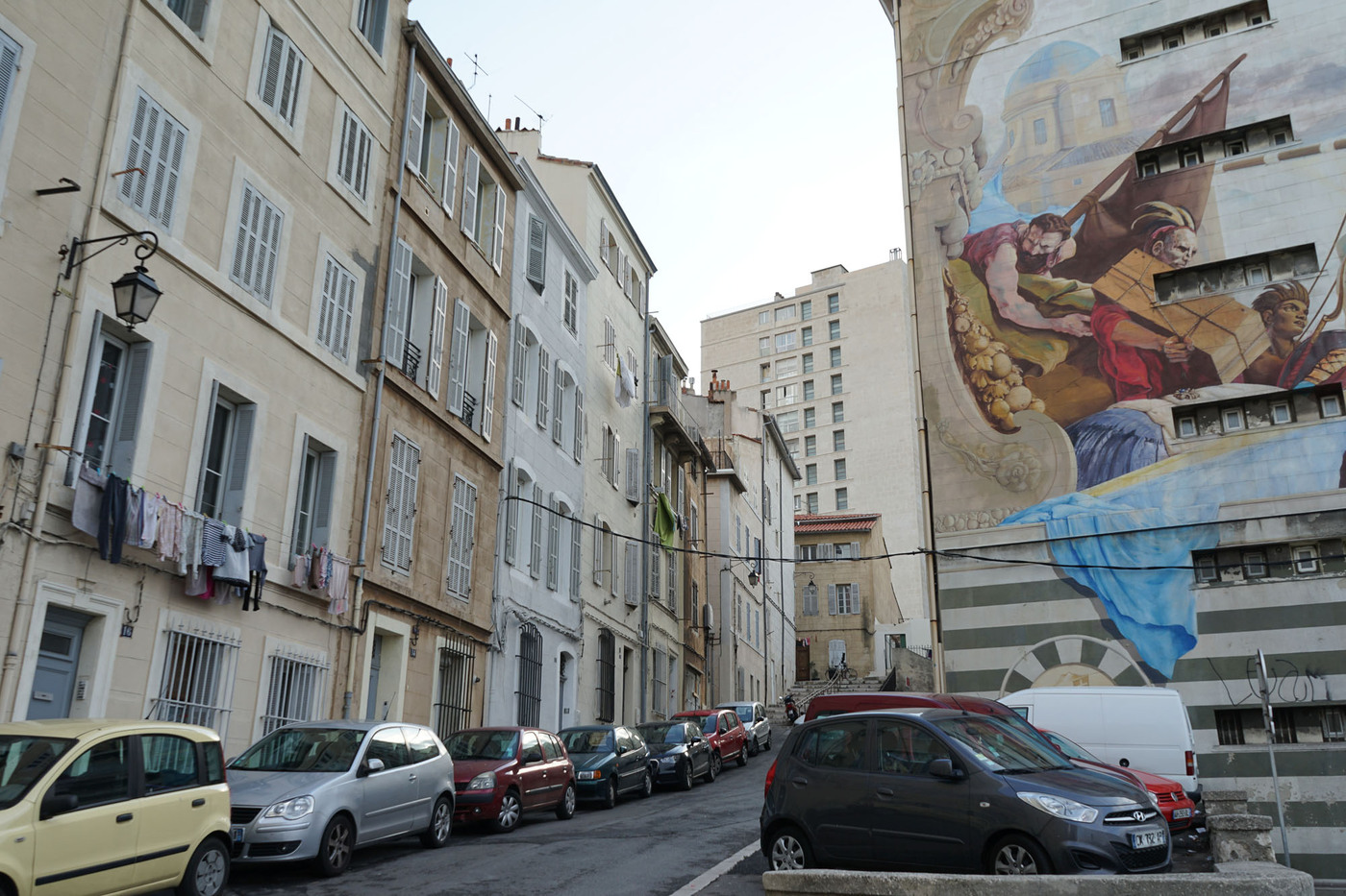 <p>(c) Didier Gualeni</p>