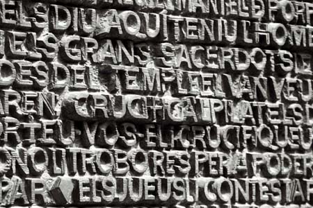 <p>(c) Didier Gualeni</p>
