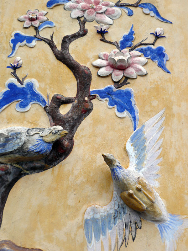 Vietnam, Hué, déocration d'un mausolé <p>(c) Didier Gualeni</p>