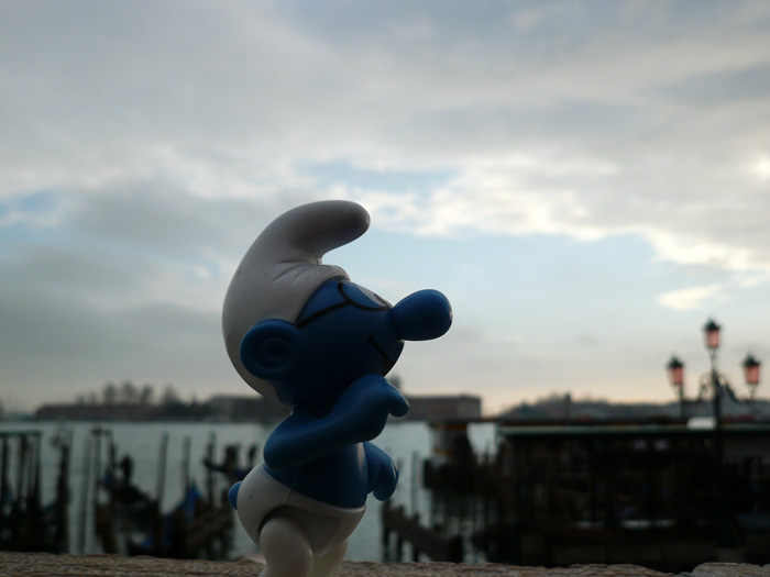 <p>(c) Didier Gualeni</p>