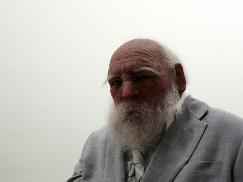 <p>(c) Didier Gualeni</p>