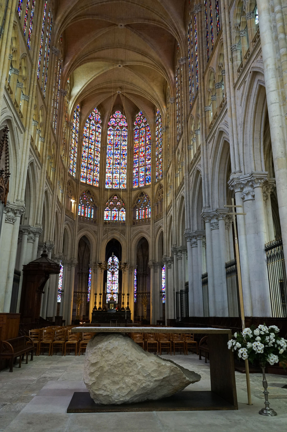 <p>(c) Didier Gualeni</p>